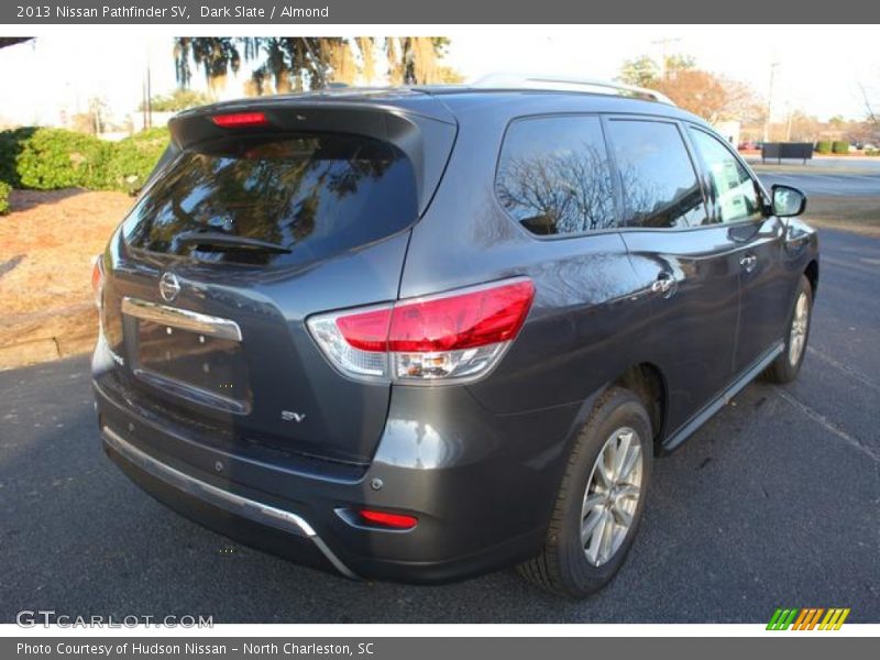 Dark Slate / Almond 2013 Nissan Pathfinder SV