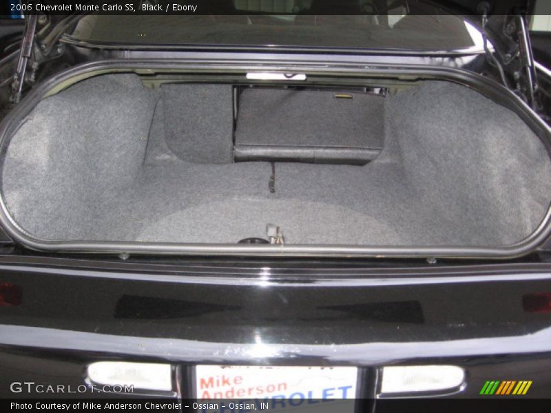 Black / Ebony 2006 Chevrolet Monte Carlo SS