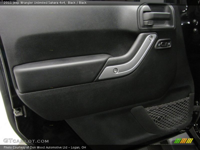 Black / Black 2011 Jeep Wrangler Unlimited Sahara 4x4