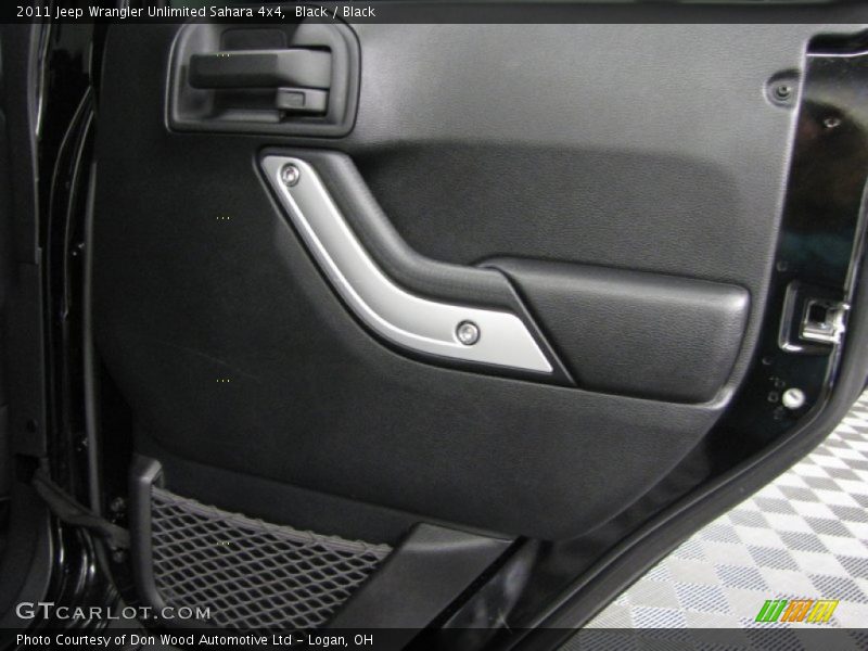 Black / Black 2011 Jeep Wrangler Unlimited Sahara 4x4