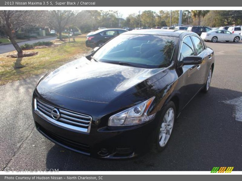 Super Black / Charcoal 2013 Nissan Maxima 3.5 S