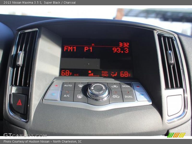 Super Black / Charcoal 2013 Nissan Maxima 3.5 S