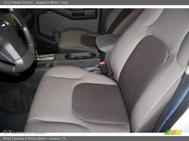 Avalanche White / Gray 2012 Nissan Xterra S