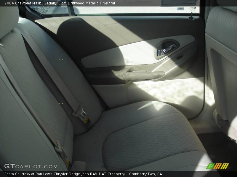 Light Driftwood Metallic / Neutral 2004 Chevrolet Malibu Sedan