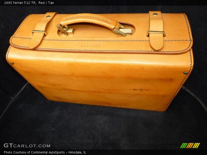  1993 512 TR  Trunk