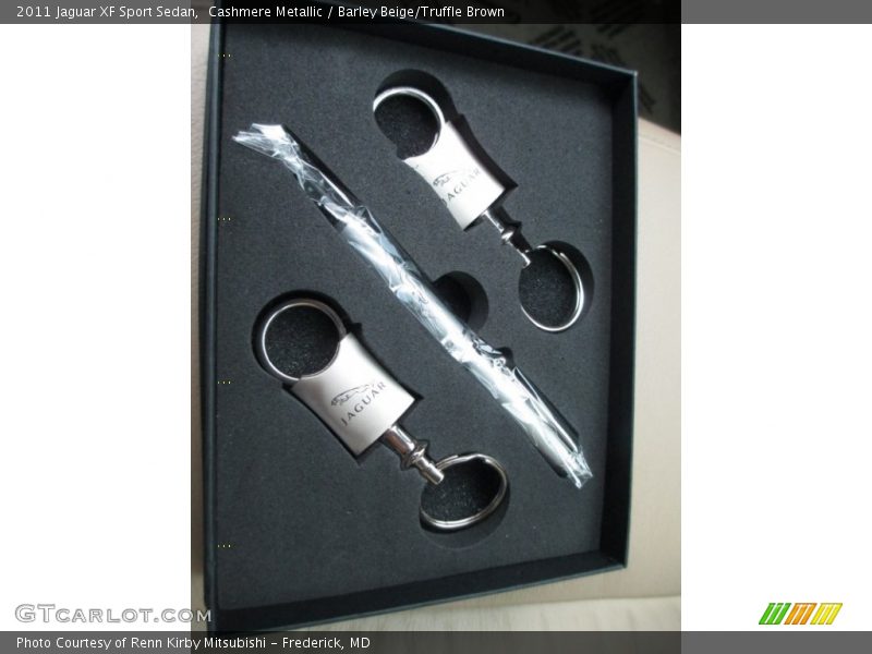 Cashmere Metallic / Barley Beige/Truffle Brown 2011 Jaguar XF Sport Sedan