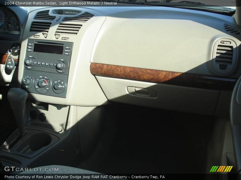 Light Driftwood Metallic / Neutral 2004 Chevrolet Malibu Sedan
