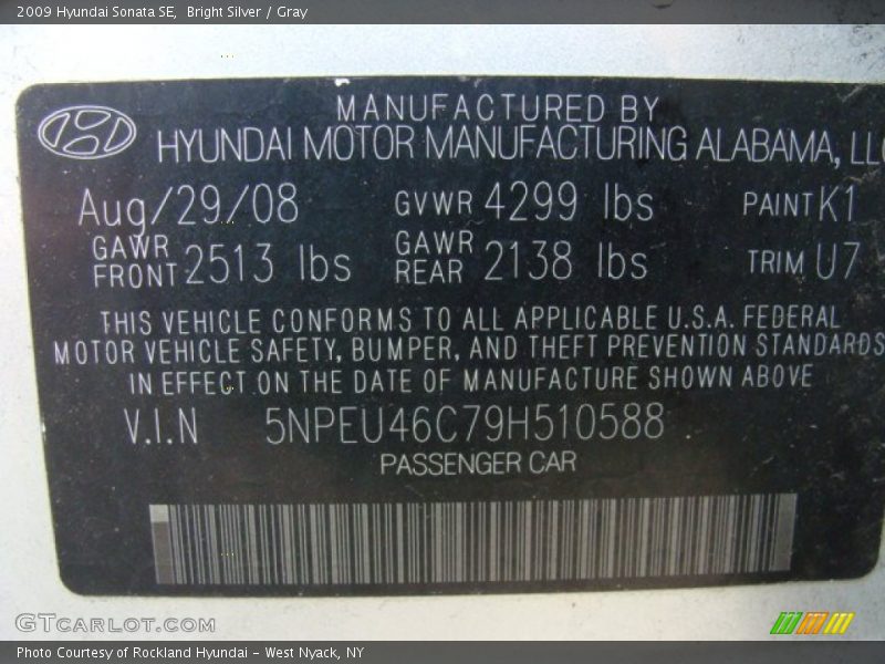 Bright Silver / Gray 2009 Hyundai Sonata SE