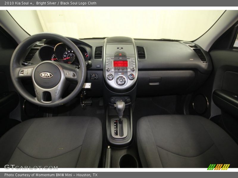 Dashboard of 2010 Soul +