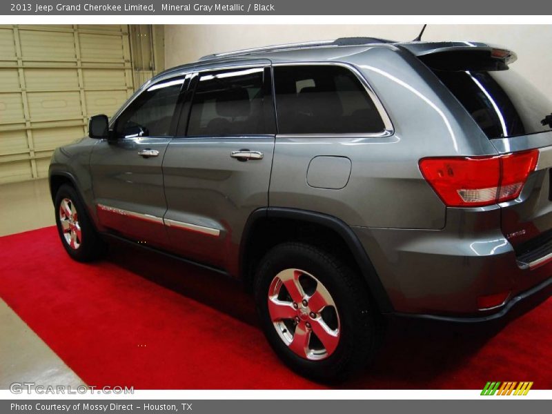 Mineral Gray Metallic / Black 2013 Jeep Grand Cherokee Limited