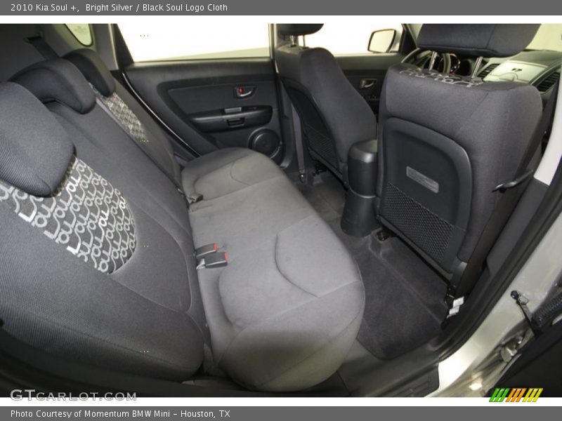 Bright Silver / Black Soul Logo Cloth 2010 Kia Soul +