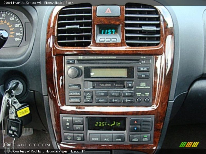 Ebony Black / Black 2004 Hyundai Sonata V6