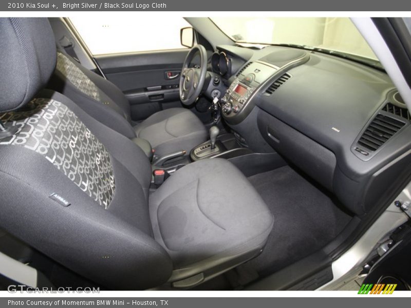 Bright Silver / Black Soul Logo Cloth 2010 Kia Soul +