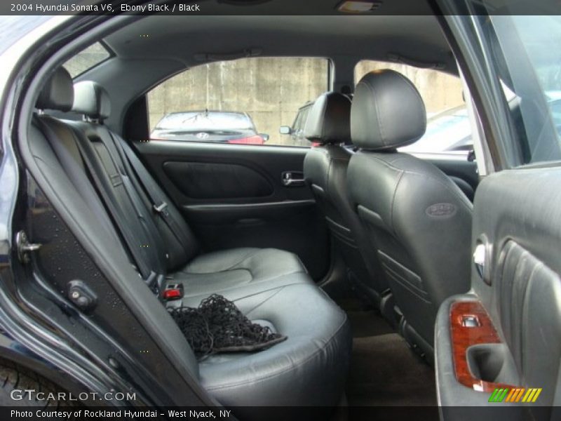 Ebony Black / Black 2004 Hyundai Sonata V6