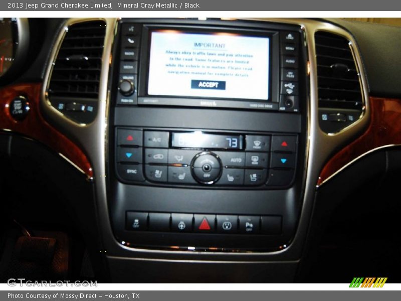 Controls of 2013 Grand Cherokee Limited