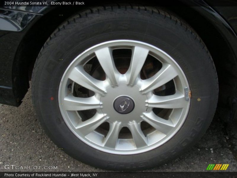 Ebony Black / Black 2004 Hyundai Sonata V6