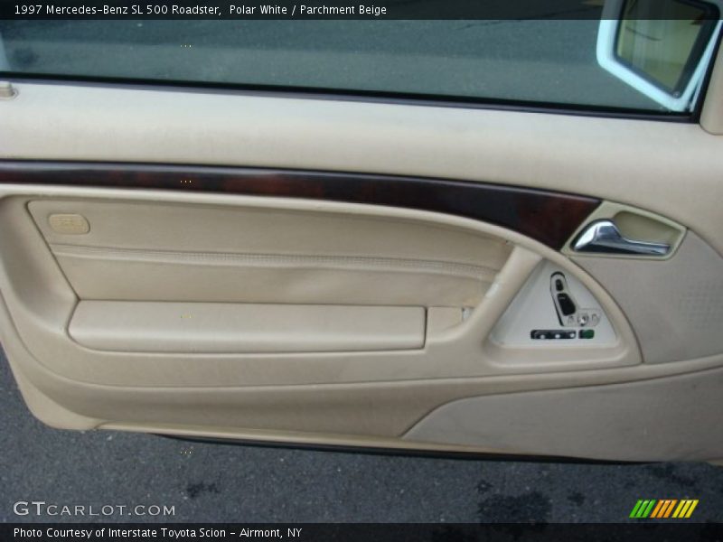 Polar White / Parchment Beige 1997 Mercedes-Benz SL 500 Roadster