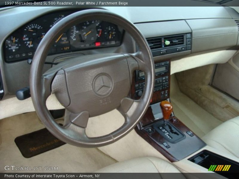 Polar White / Parchment Beige 1997 Mercedes-Benz SL 500 Roadster
