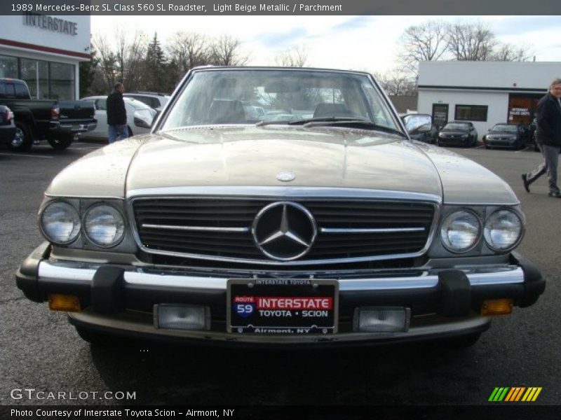 Light Beige Metallic / Parchment 1989 Mercedes-Benz SL Class 560 SL Roadster