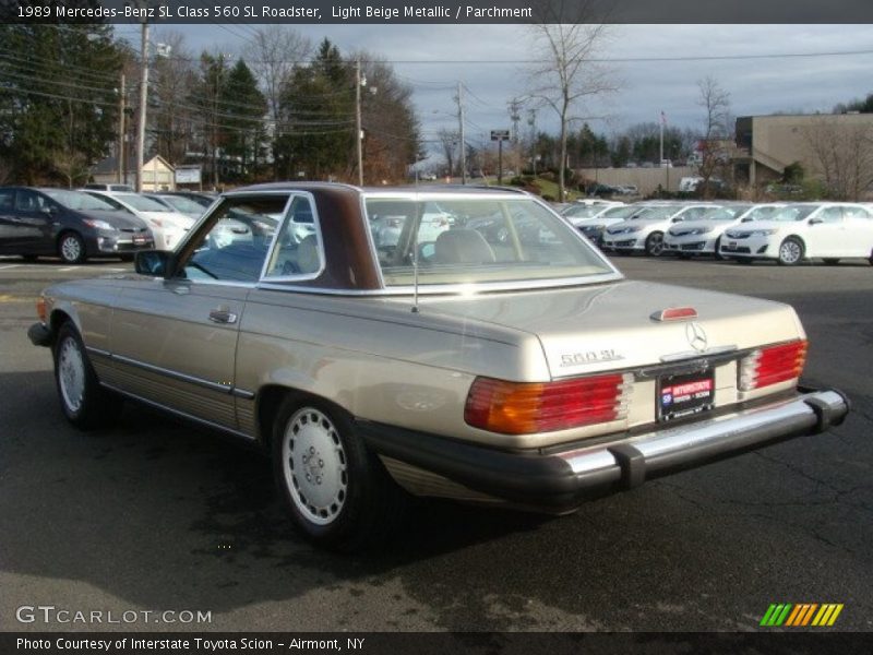 Light Beige Metallic / Parchment 1989 Mercedes-Benz SL Class 560 SL Roadster