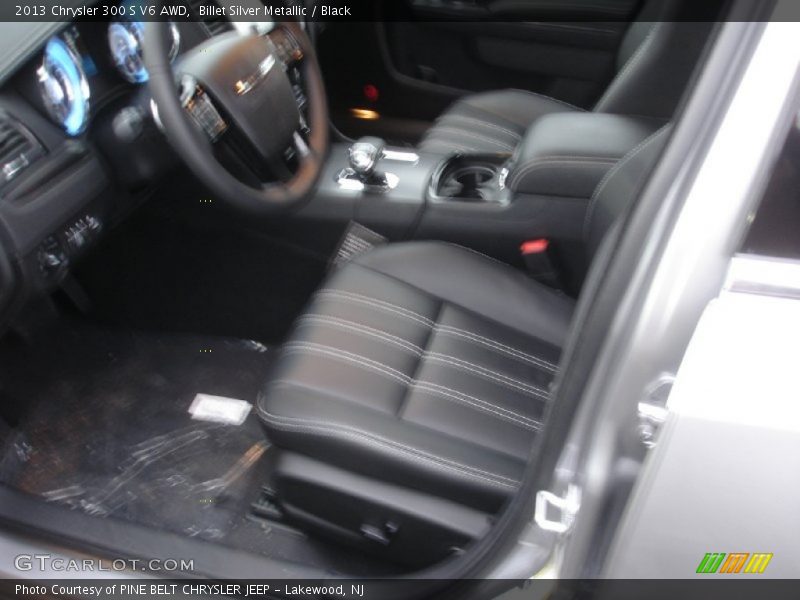 Billet Silver Metallic / Black 2013 Chrysler 300 S V6 AWD