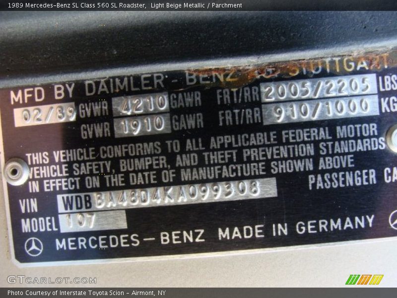 Light Beige Metallic / Parchment 1989 Mercedes-Benz SL Class 560 SL Roadster