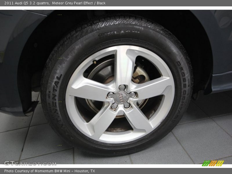  2011 Q5 3.2 quattro Wheel