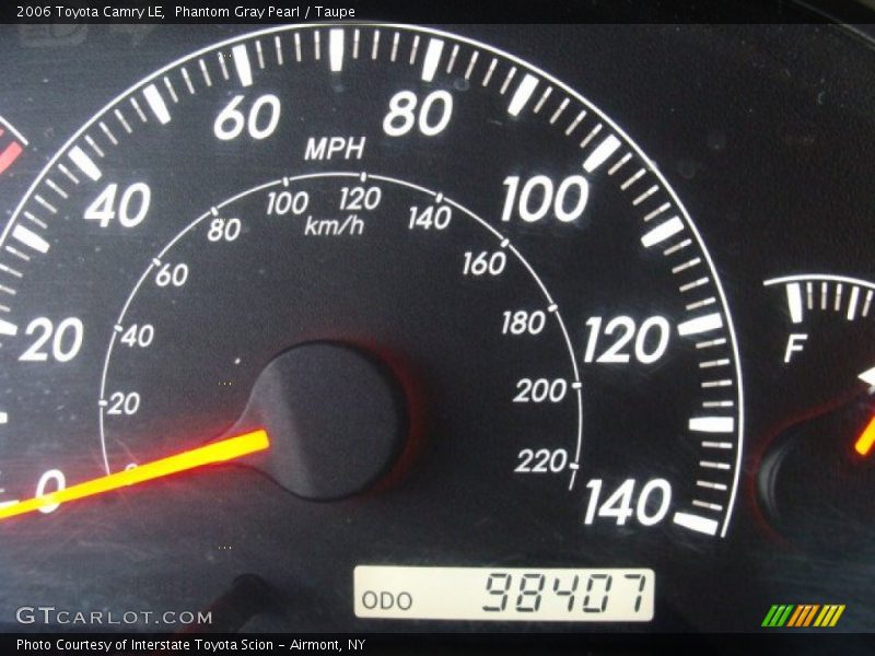 Phantom Gray Pearl / Taupe 2006 Toyota Camry LE