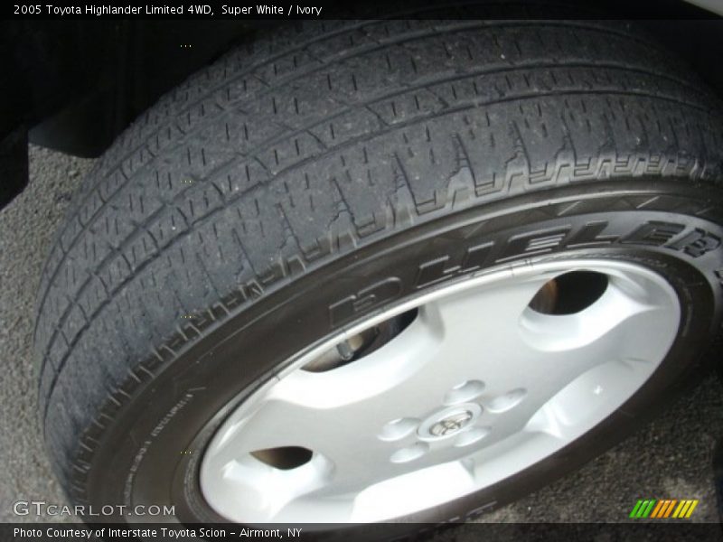 Super White / Ivory 2005 Toyota Highlander Limited 4WD