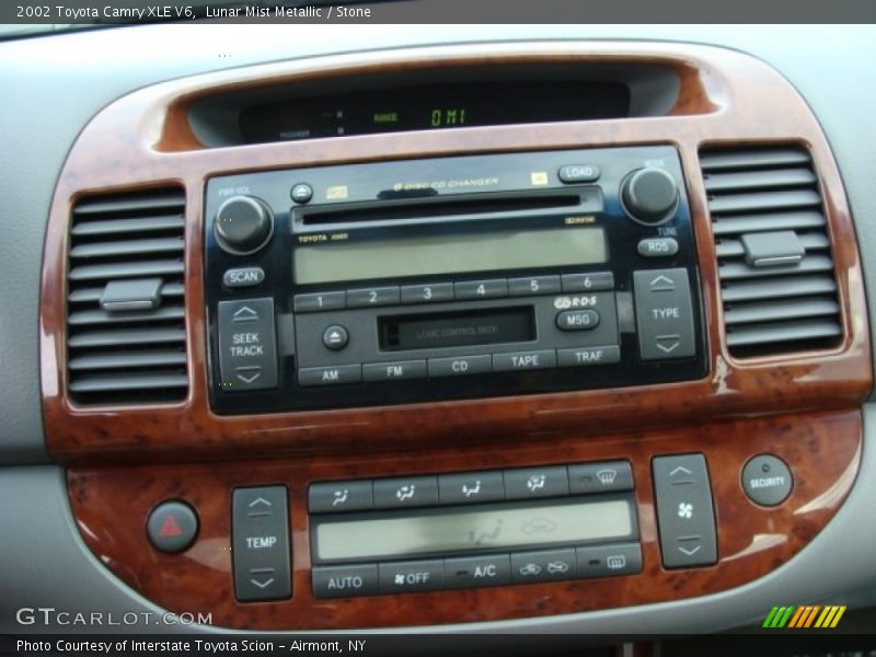 Lunar Mist Metallic / Stone 2002 Toyota Camry XLE V6