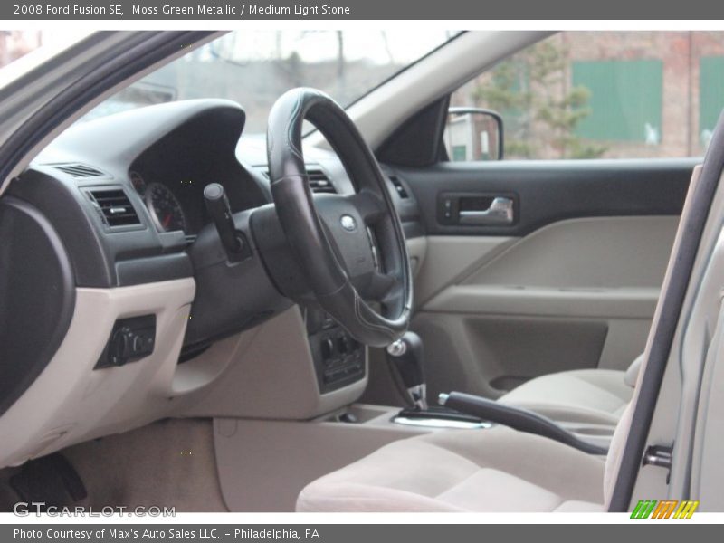 Moss Green Metallic / Medium Light Stone 2008 Ford Fusion SE