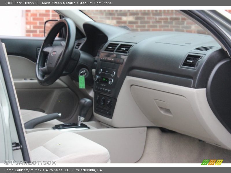  2008 Fusion SE Medium Light Stone Interior