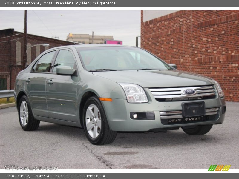 Front 3/4 View of 2008 Fusion SE