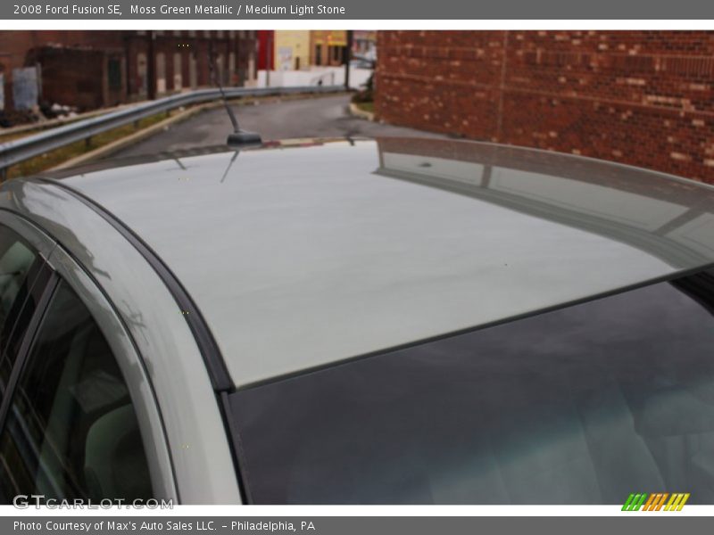 Moss Green Metallic / Medium Light Stone 2008 Ford Fusion SE