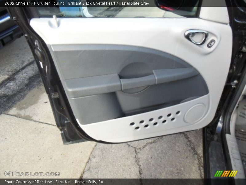 Brilliant Black Crystal Pearl / Pastel Slate Gray 2009 Chrysler PT Cruiser Touring