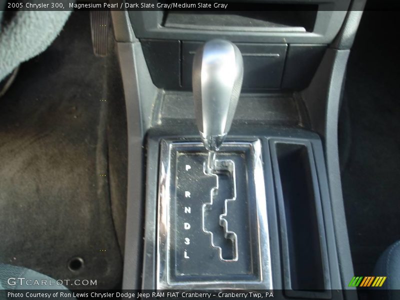 Magnesium Pearl / Dark Slate Gray/Medium Slate Gray 2005 Chrysler 300