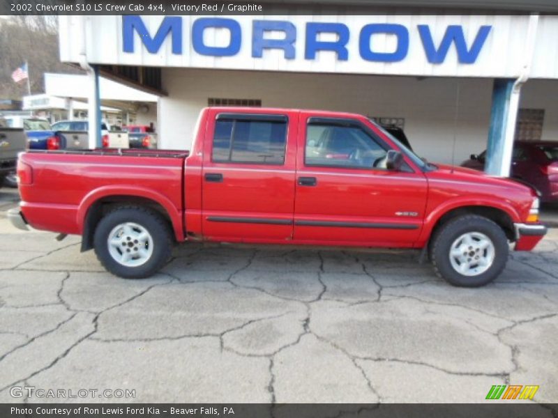 Victory Red / Graphite 2002 Chevrolet S10 LS Crew Cab 4x4