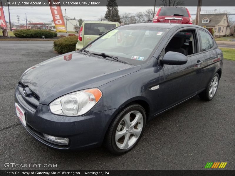 Front 3/4 View of 2009 Accent GS 3 Door