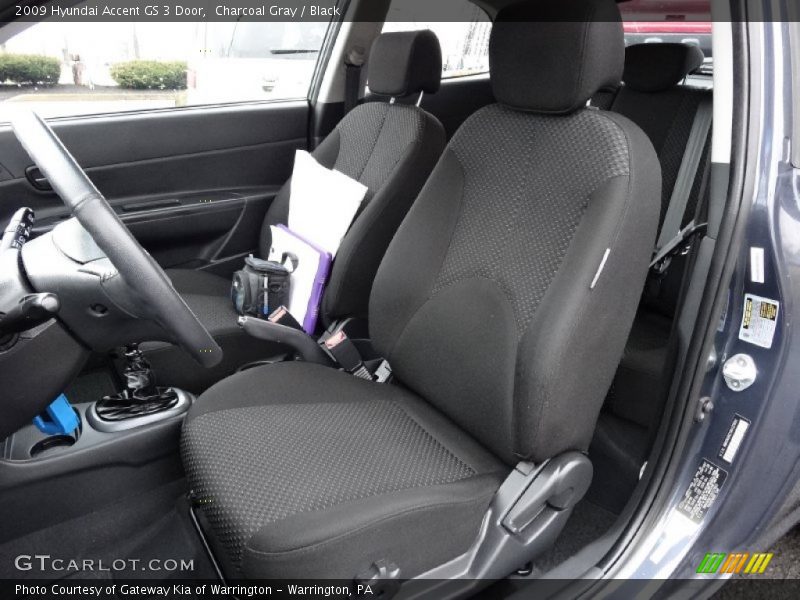 Front Seat of 2009 Accent GS 3 Door