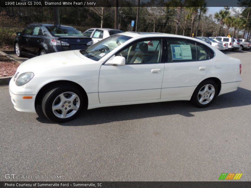 Diamond White Pearl / Ivory 1998 Lexus GS 300