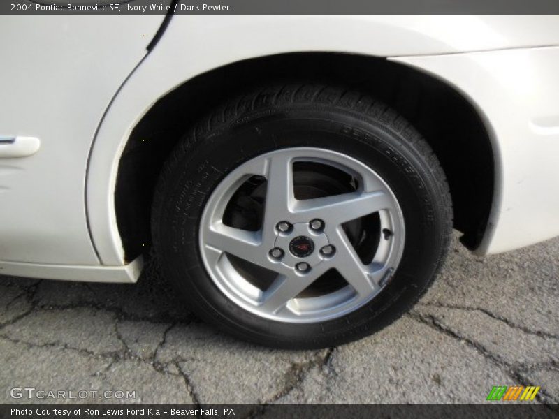 Ivory White / Dark Pewter 2004 Pontiac Bonneville SE