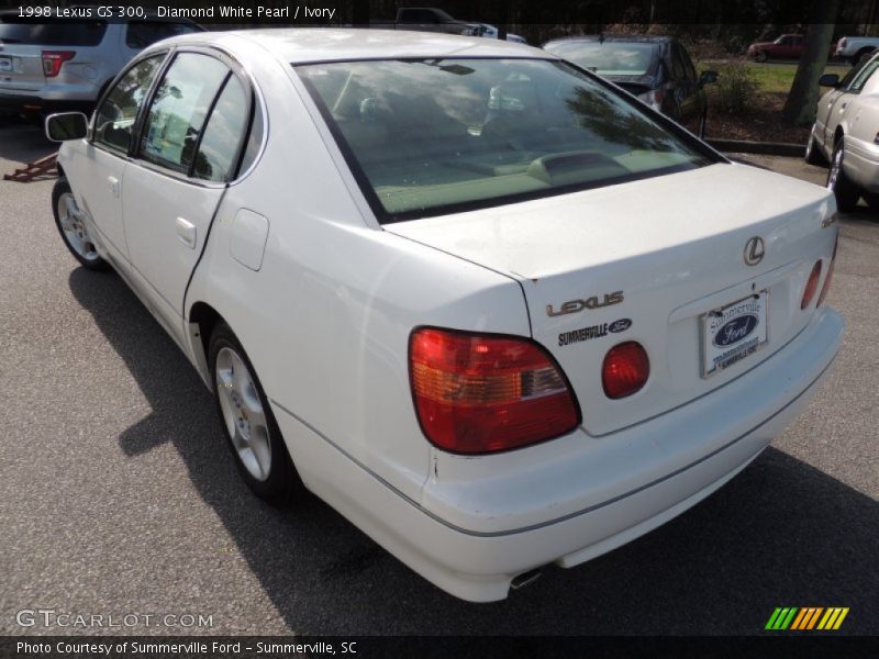 Diamond White Pearl / Ivory 1998 Lexus GS 300