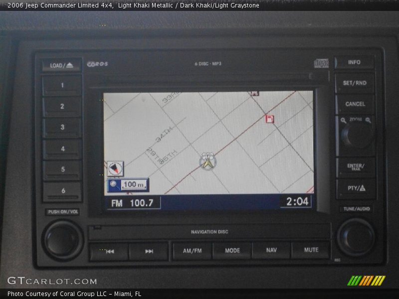 Light Khaki Metallic / Dark Khaki/Light Graystone 2006 Jeep Commander Limited 4x4