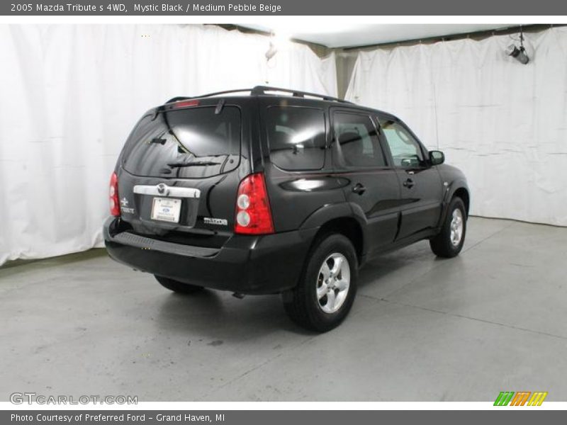 Mystic Black / Medium Pebble Beige 2005 Mazda Tribute s 4WD