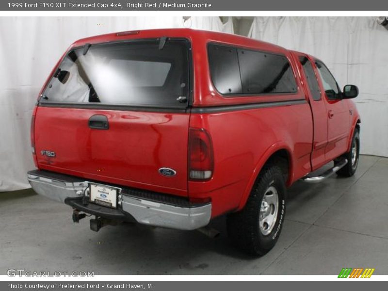 Bright Red / Medium Graphite 1999 Ford F150 XLT Extended Cab 4x4