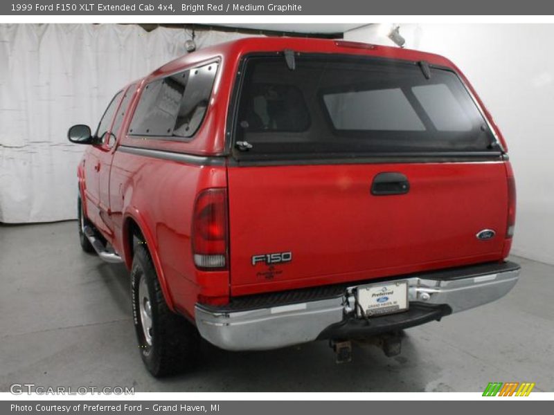 Bright Red / Medium Graphite 1999 Ford F150 XLT Extended Cab 4x4