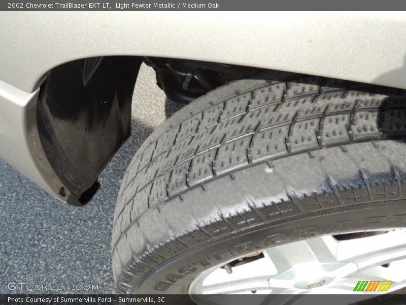 Light Pewter Metallic / Medium Oak 2002 Chevrolet TrailBlazer EXT LT
