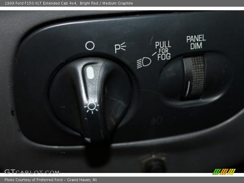 Controls of 1999 F150 XLT Extended Cab 4x4