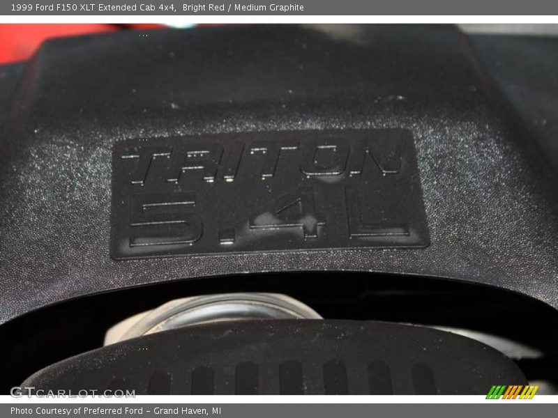 Bright Red / Medium Graphite 1999 Ford F150 XLT Extended Cab 4x4