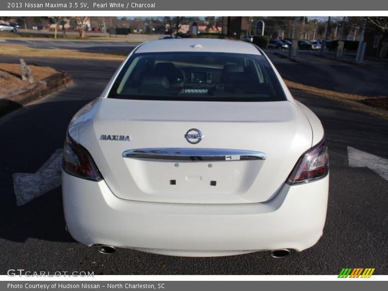 Pearl White / Charcoal 2013 Nissan Maxima 3.5 SV
